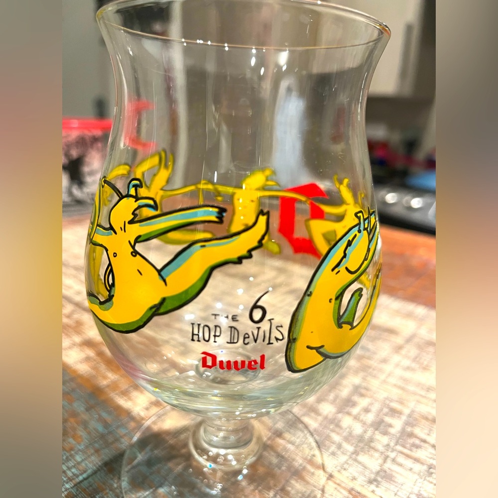 Beautiful Duvel glass 6 hop devils collector Belgium beer glass collector